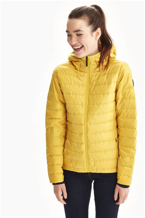 lole packable jacket.